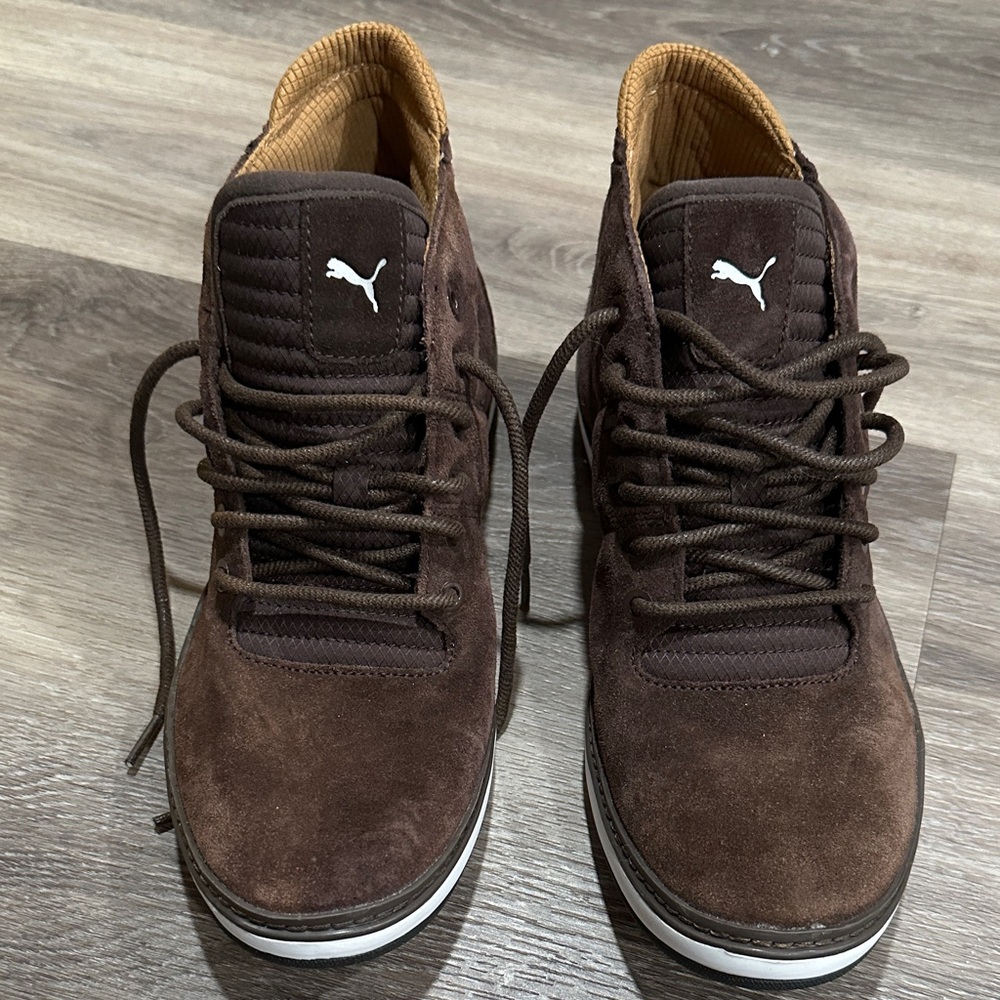 Puma Men's Chocolate Suede Sneakers